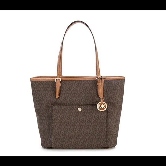Michael Kors Handbags - Michael Kors Jet Set Med Top Zip Button Pocket